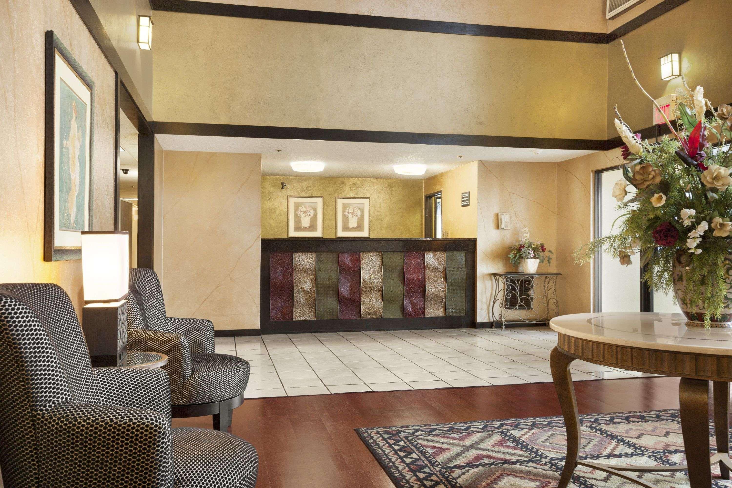Super 8 By Wyndham Milwaukee Airport Hotel Exterior foto